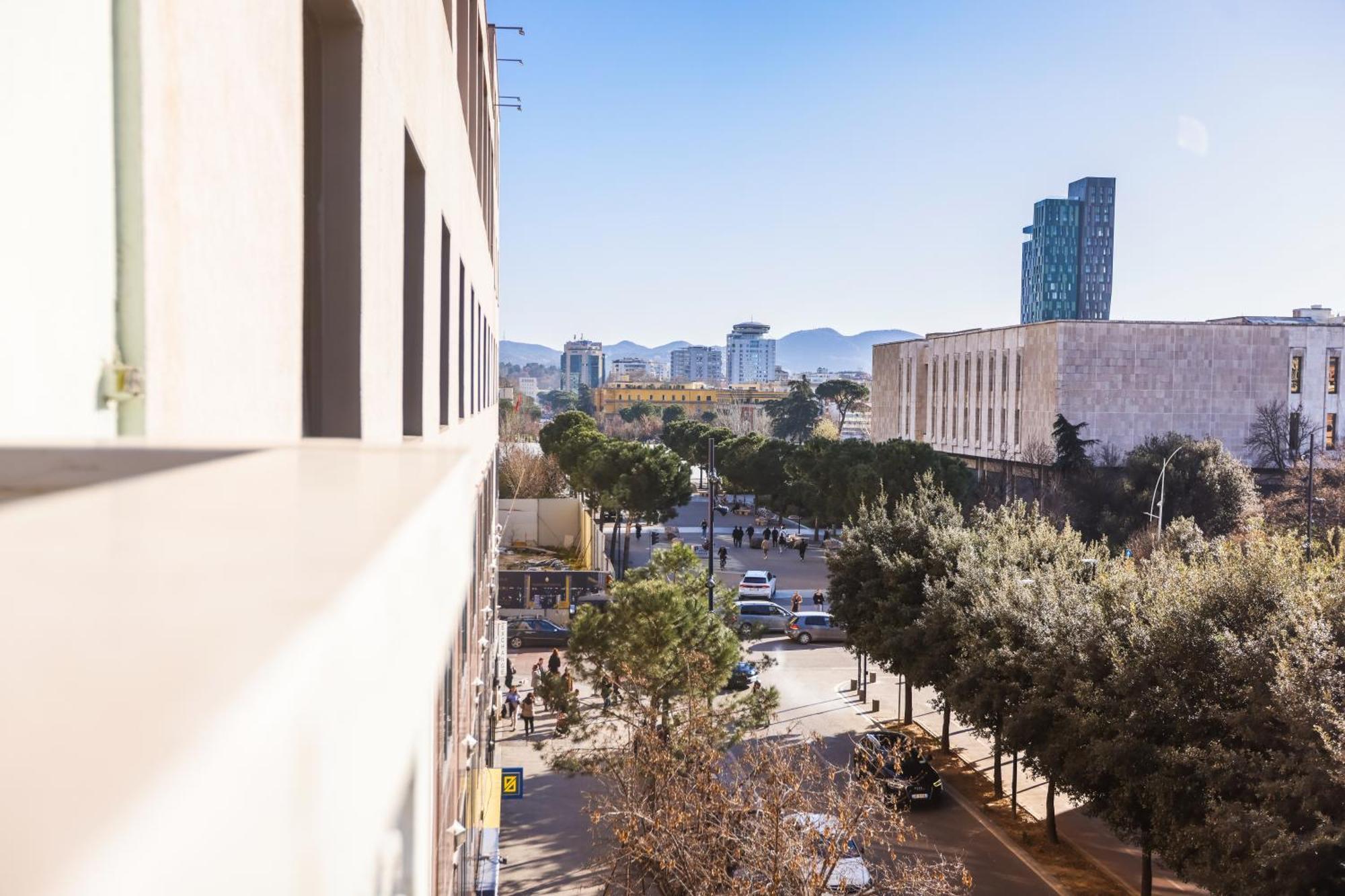 Viewpoint Central Apartment Tirana Exterior foto